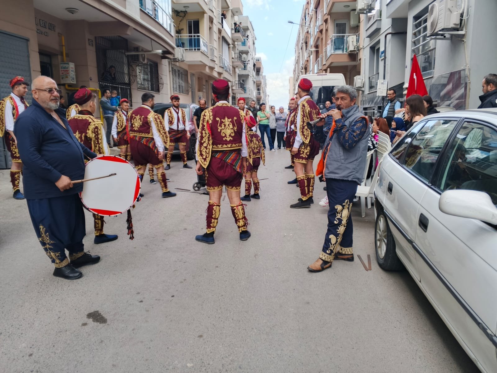 Festival ve Kutlamalar Davul Zurna Gösterisi
